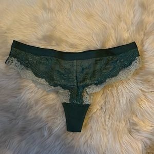 NWOT BLUSH LINGERIE Thong in Green Lace, Medium